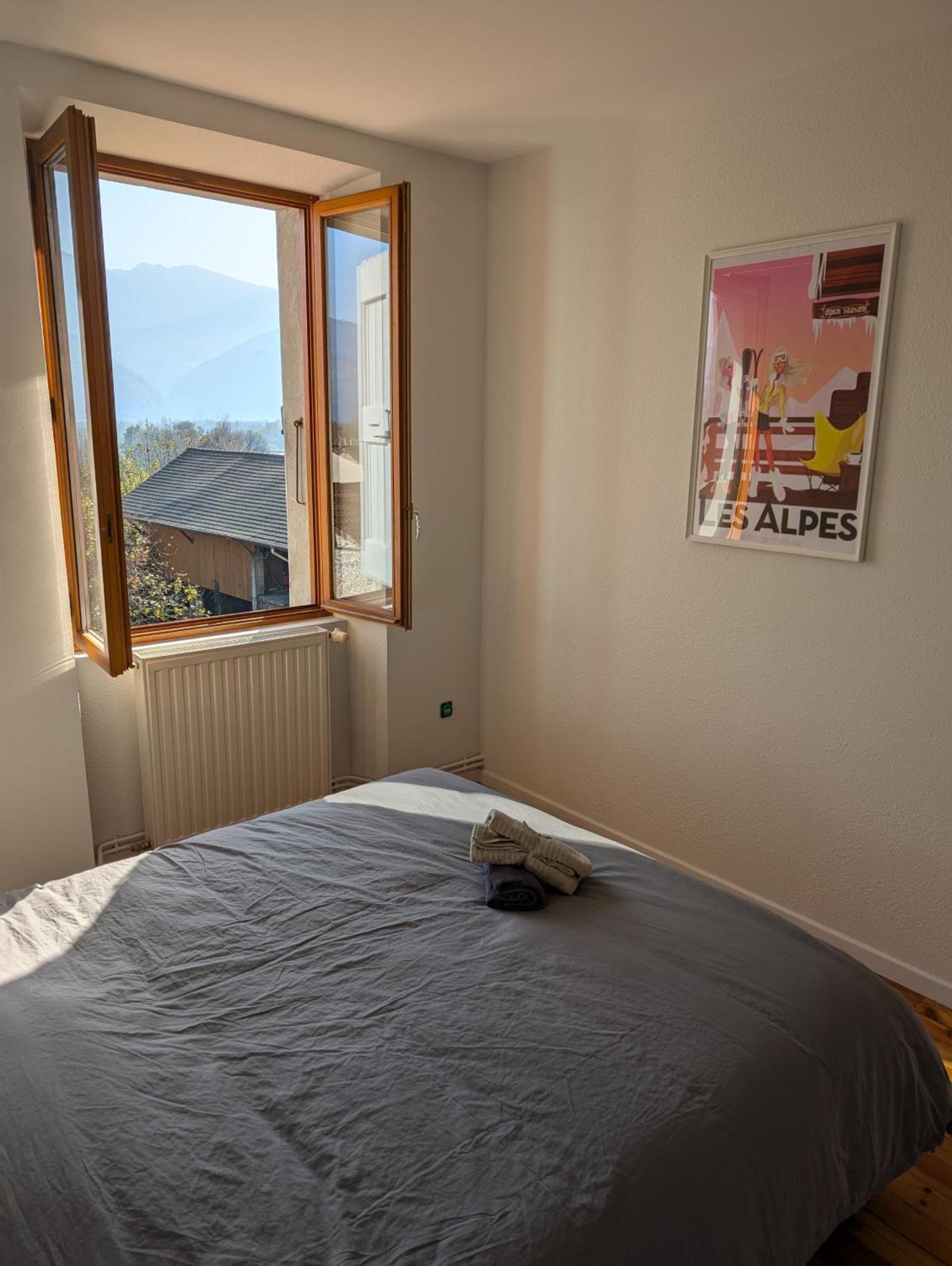 Appart 65M2 Avec 2 Chambres Dans Ferme Renovee - Parking Gratuit - Grande Vue Montagnes Монбонно-Сен-Мартен Екстер'єр фото