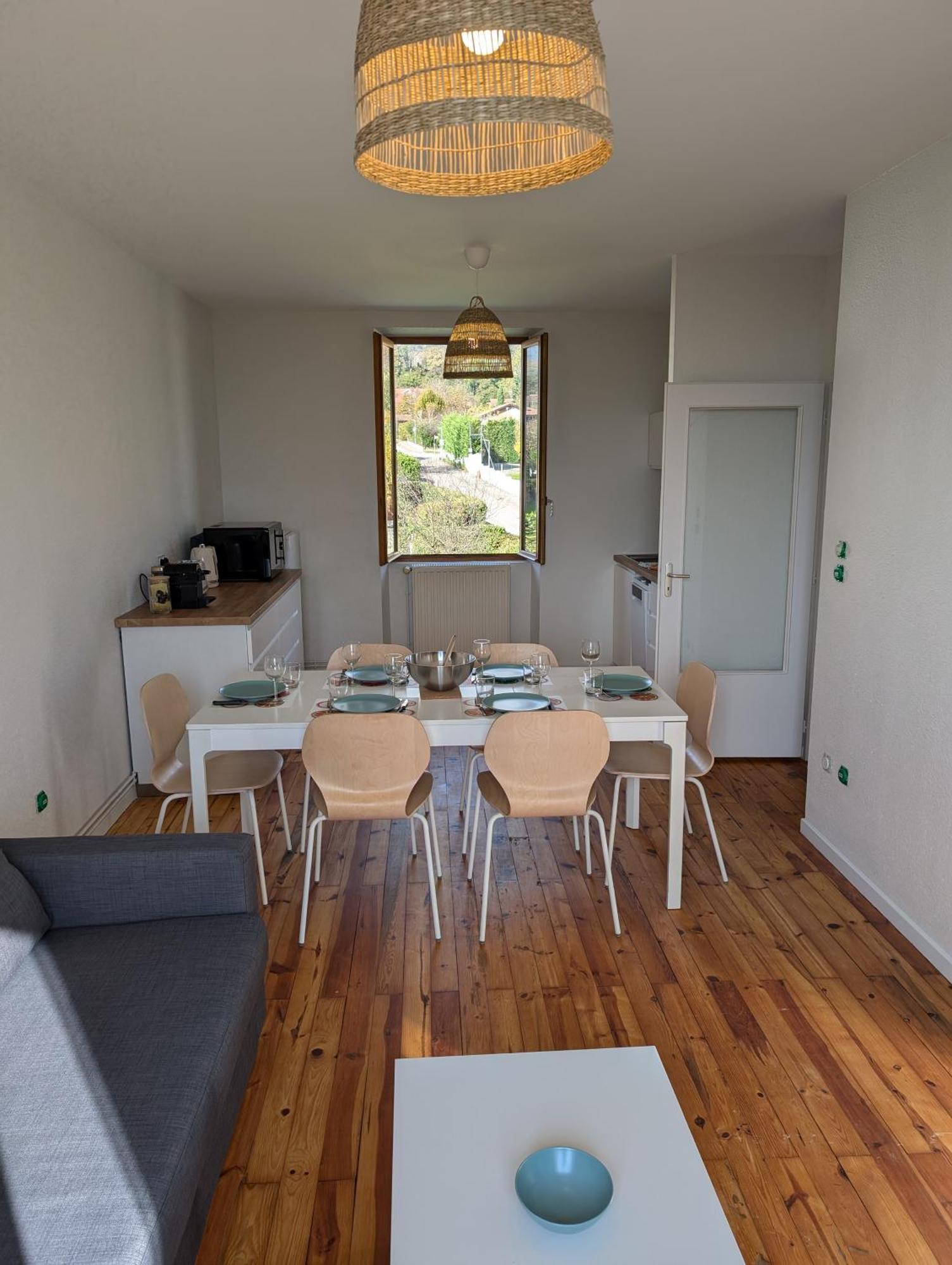 Appart 65M2 Avec 2 Chambres Dans Ferme Renovee - Parking Gratuit - Grande Vue Montagnes Монбонно-Сен-Мартен Екстер'єр фото